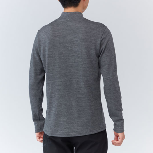 モデル身長175cm／Mサイズ着用